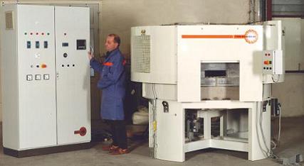 Rotary hearth furnace electrically heated for titanium orthopaedics components